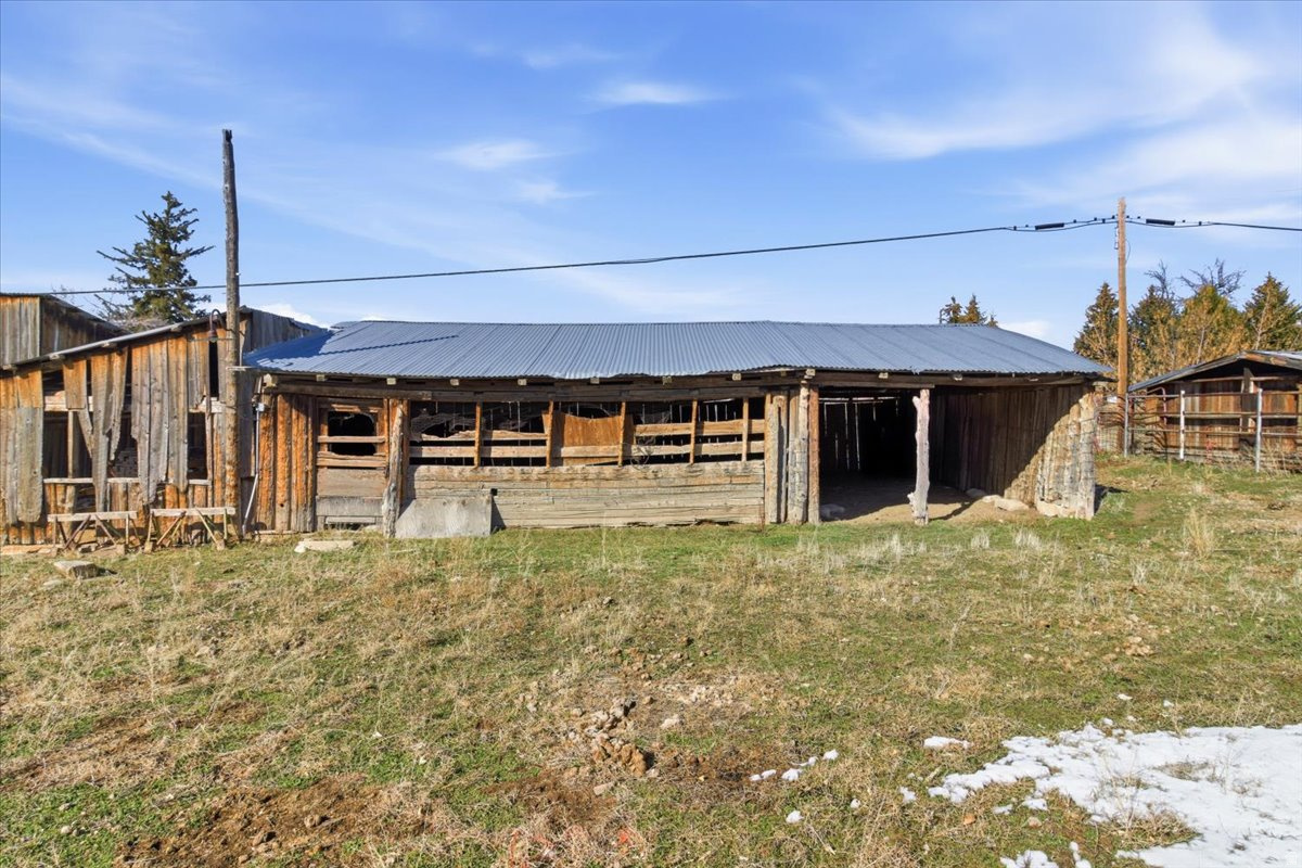 YOUNG PROPERTY - Residential