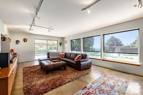 Tiny photo for 754 N HILLTOP RD, Salt Lake City, UT 84103 (MLS # 2187089)