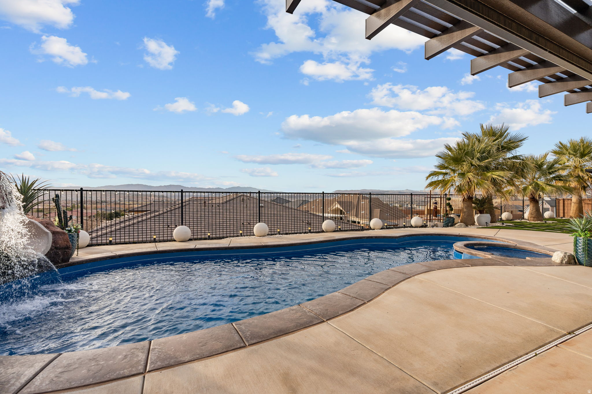 ROADRUNNER RIDGE PH 3 - Residential