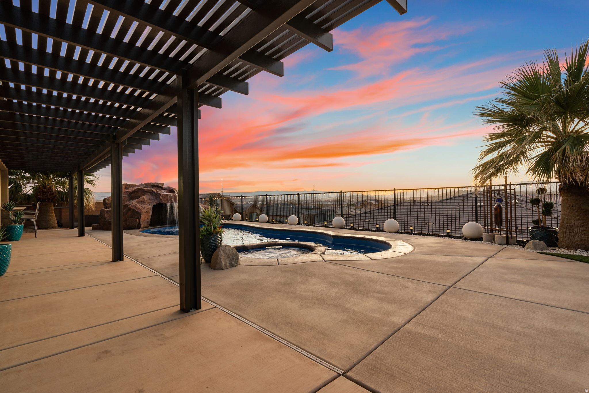 ROADRUNNER RIDGE PH 3 - Residential