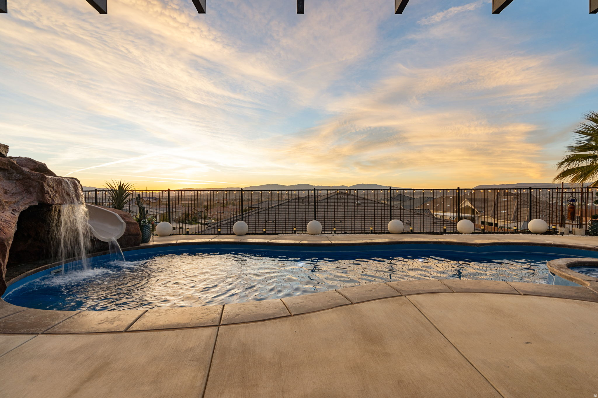 ROADRUNNER RIDGE PH 3 - Residential