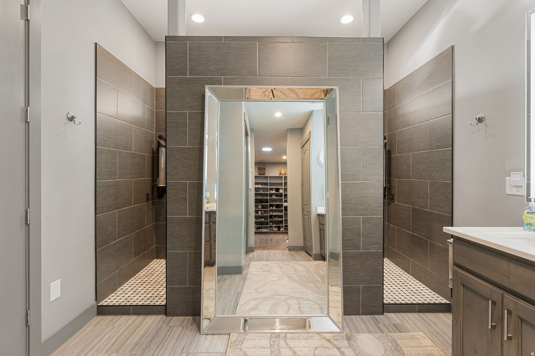 ROADRUNNER RIDGE PH 3 - Residential