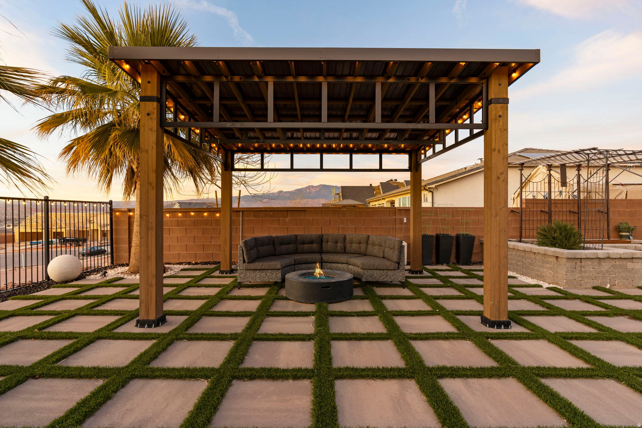 ROADRUNNER RIDGE PH 3 - Residential