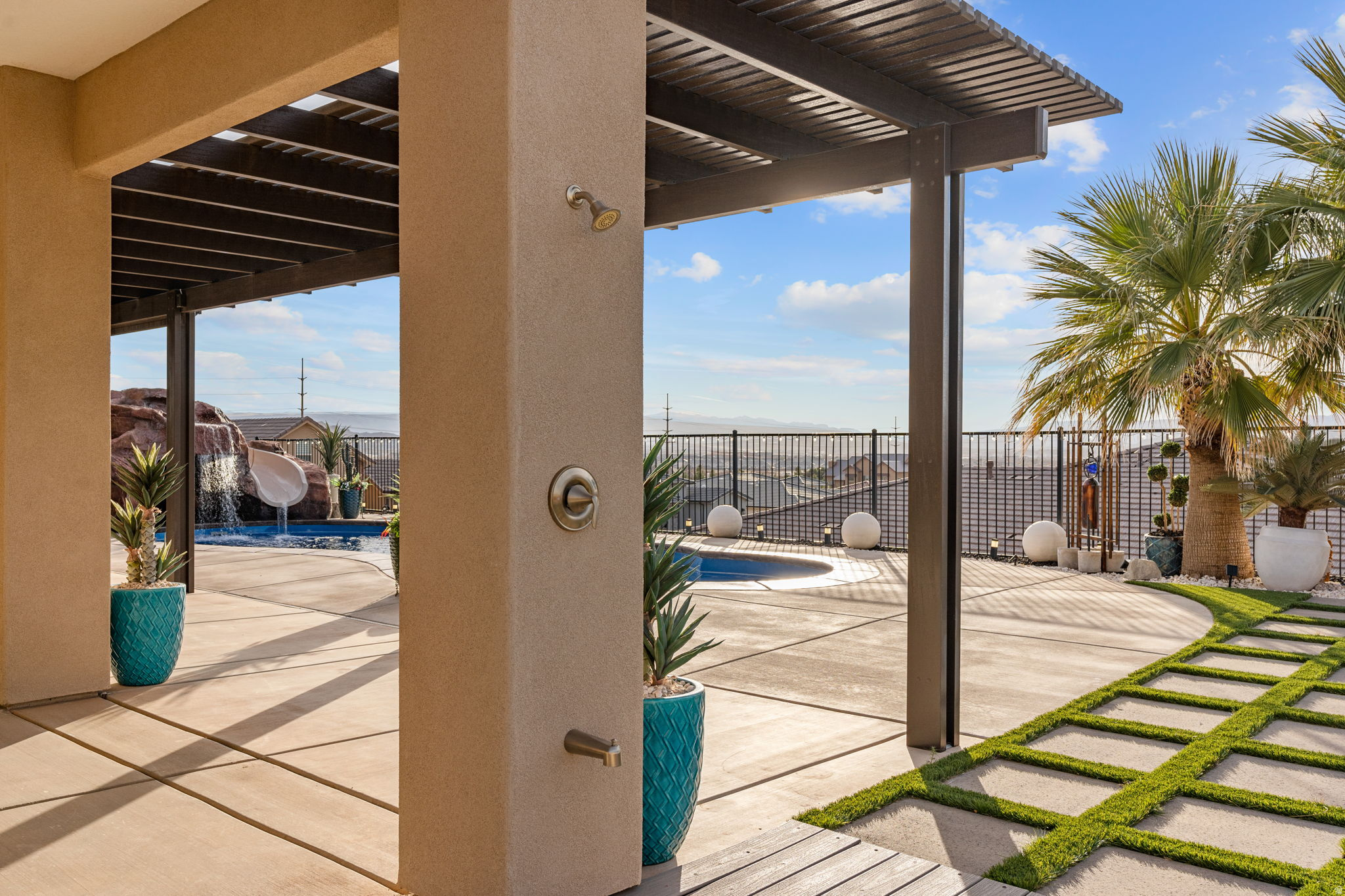 ROADRUNNER RIDGE PH 3 - Residential