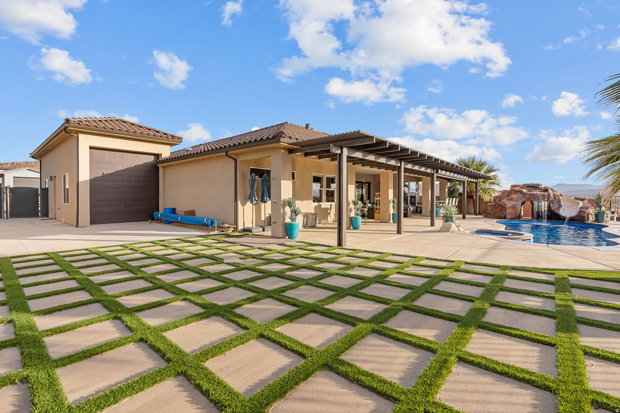 ROADRUNNER RIDGE PH 3 - Residential