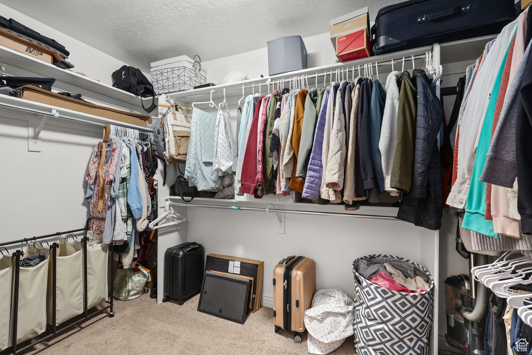 VILLAGE OF FOX HOLLOW - Residential