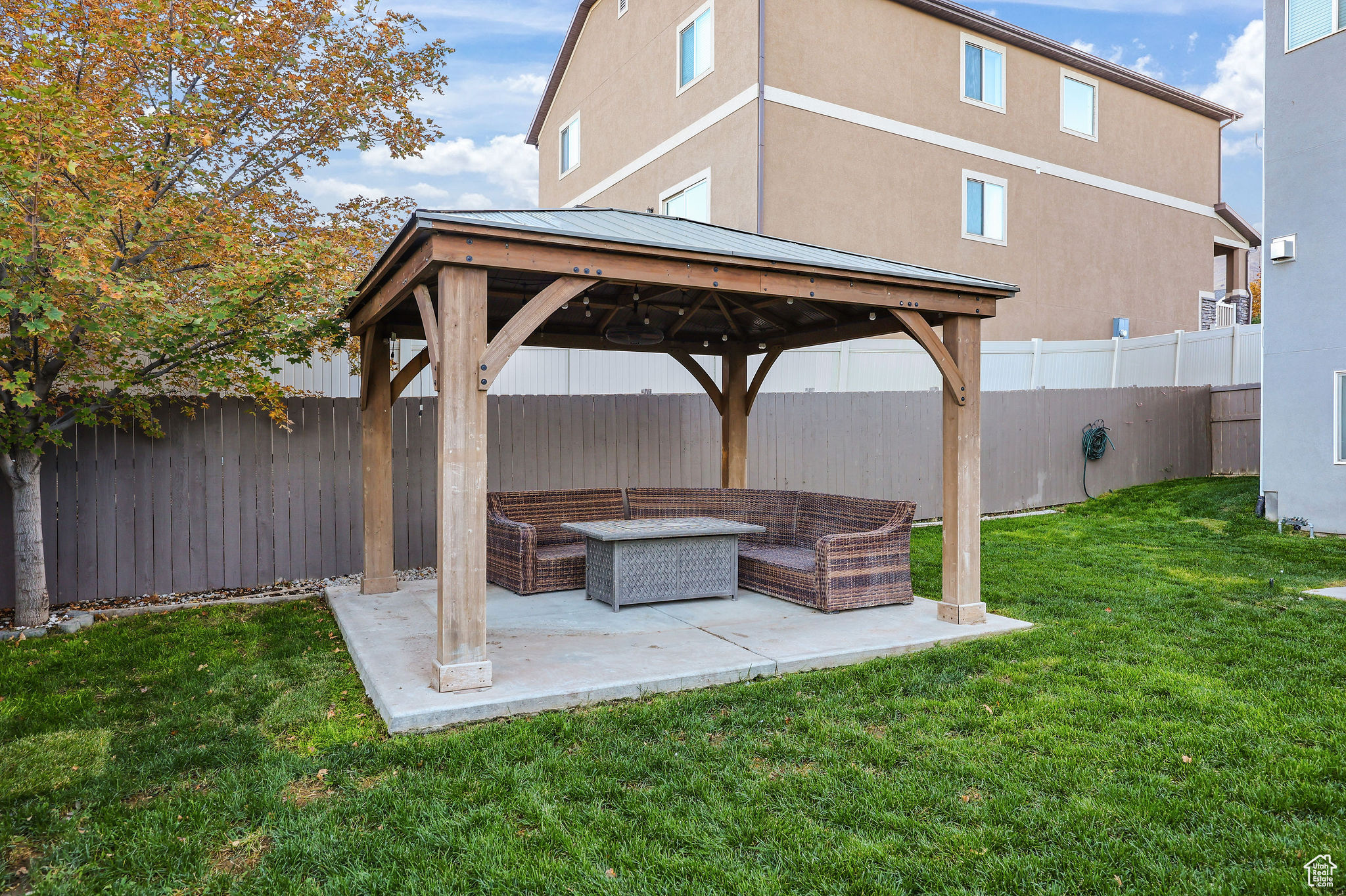 VILLAGE OF FOX HOLLOW - Residential