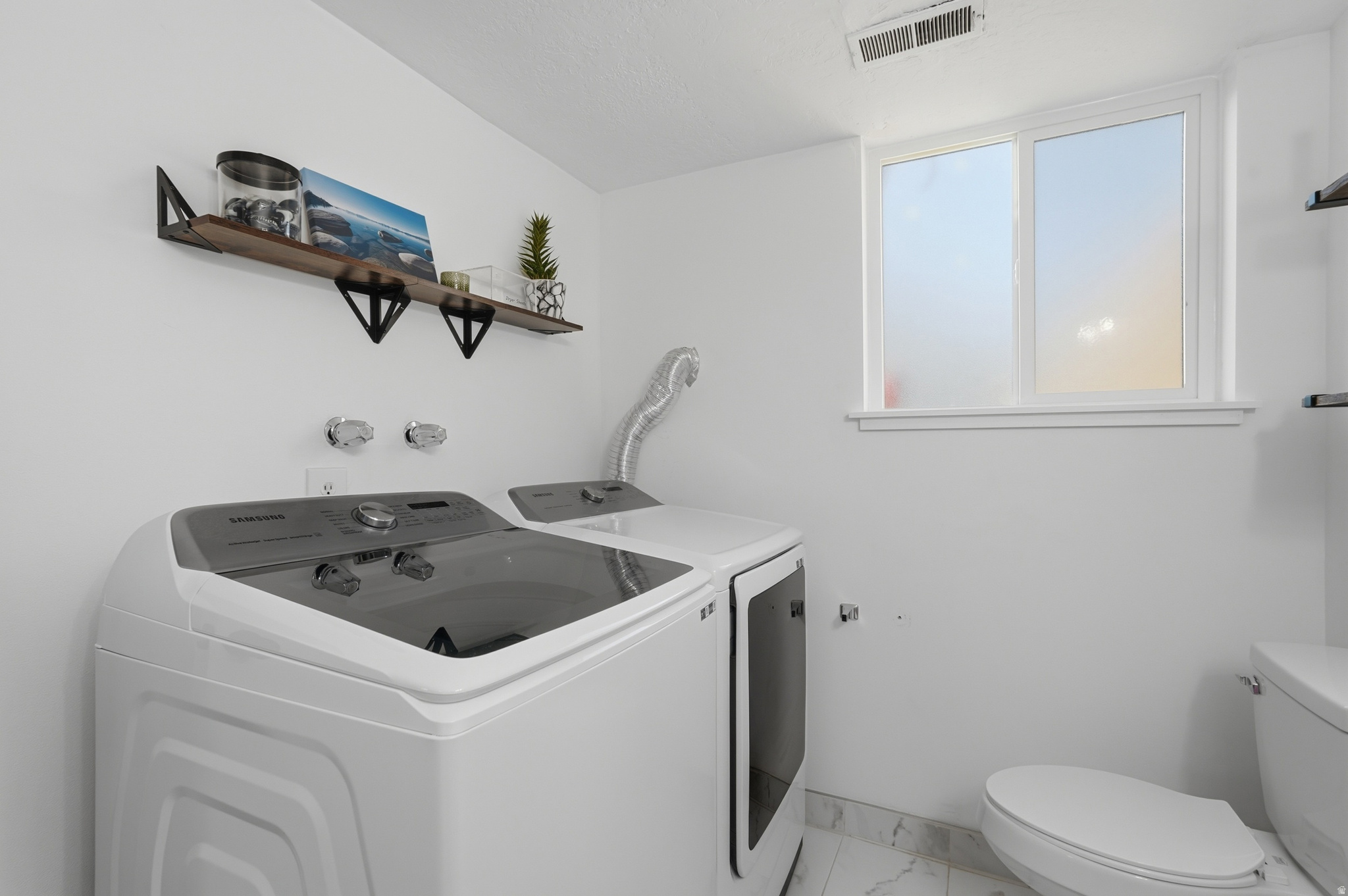 WOODCREEK CONDM - Residential