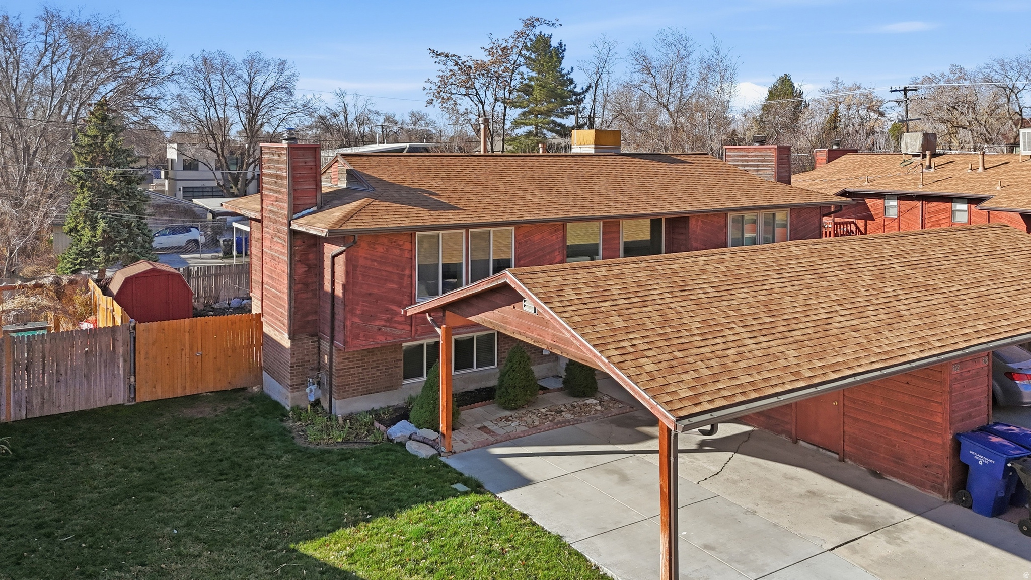 WOODCREEK CONDM - Residential