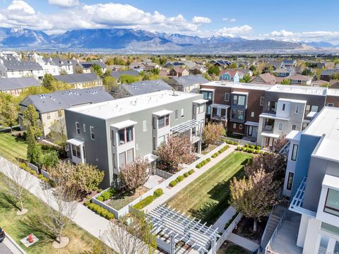 Tiny photo for 4917 W DAYBREAK PKWY, South Jordan, UT 84009 (MLS # 2151075)