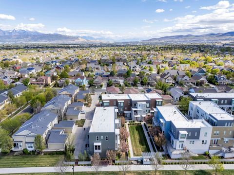 Tiny photo for 4917 W DAYBREAK PKWY, South Jordan, UT 84009 (MLS # 2151075)