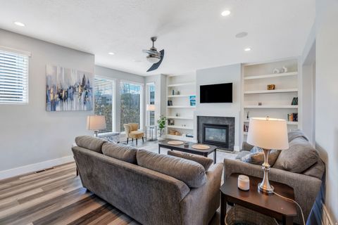 Tiny photo for 4917 W DAYBREAK PKWY, South Jordan, UT 84009 (MLS # 2151075)