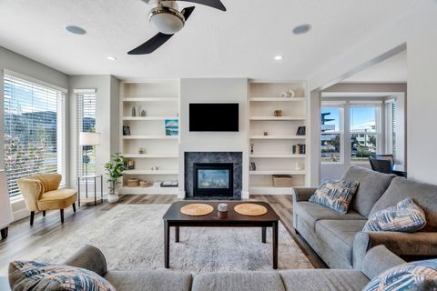 Tiny photo for 4917 W DAYBREAK PKWY, South Jordan, UT 84009 (MLS # 2151075)