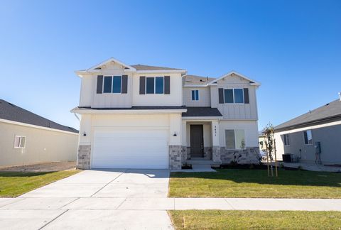 Photo of 3451 N GRAY WOLF LANE LOT Ln #4018, Eagle Mountain, UT 84005 (MLS # 2137878)