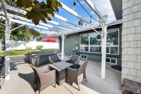 Tiny photo for 3113 E UPLAND Dr S, Salt Lake City, UT 84109 (MLS # 2110299)