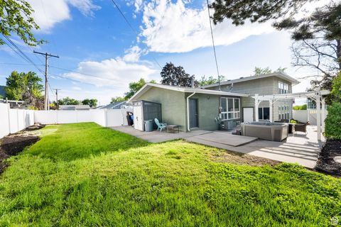 Tiny photo for 3113 E UPLAND Dr S, Salt Lake City, UT 84109 (MLS # 2110299)