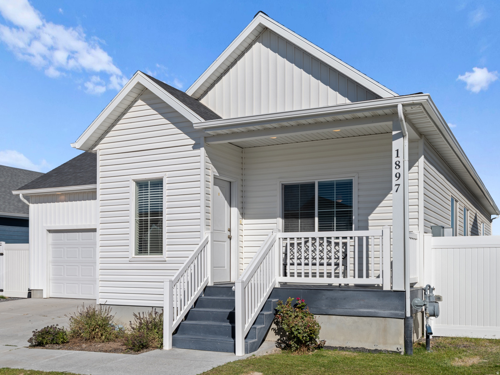 LANDING AT EAGLE MOUNTAIN - Residential