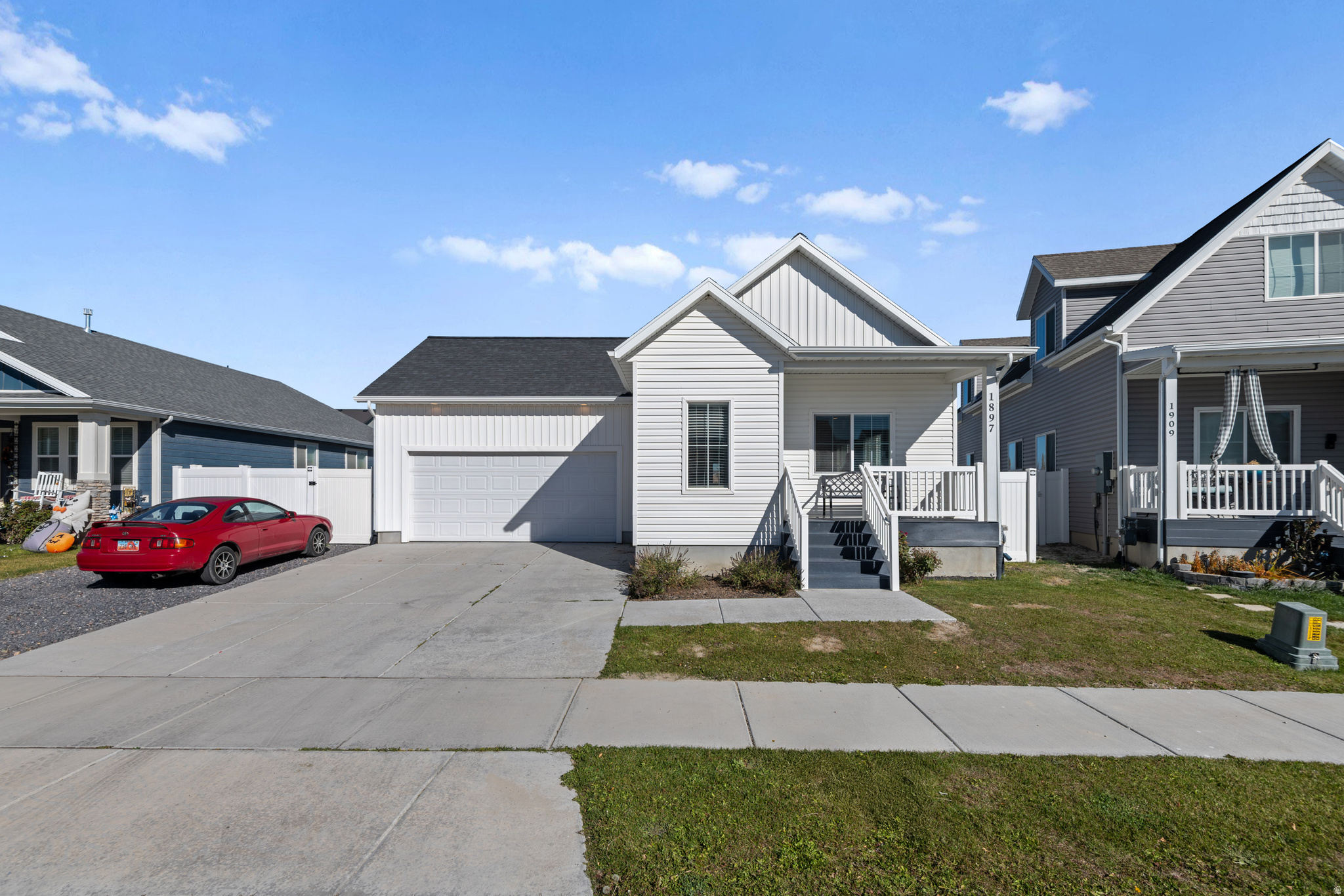 LANDING AT EAGLE MOUNTAIN - Residential