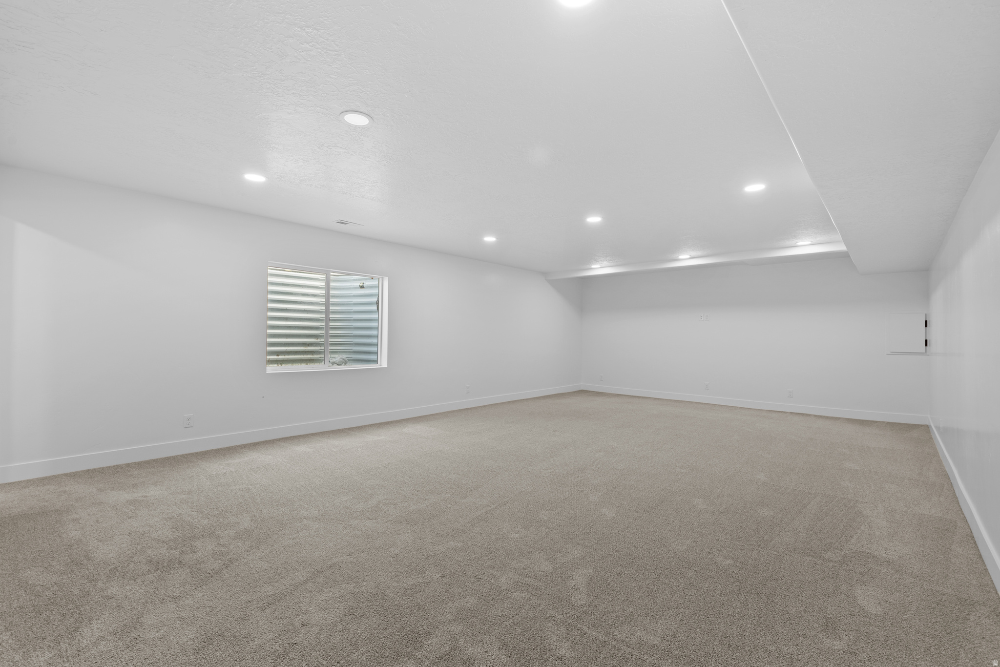 LANDING AT EAGLE MOUNTAIN - Residential