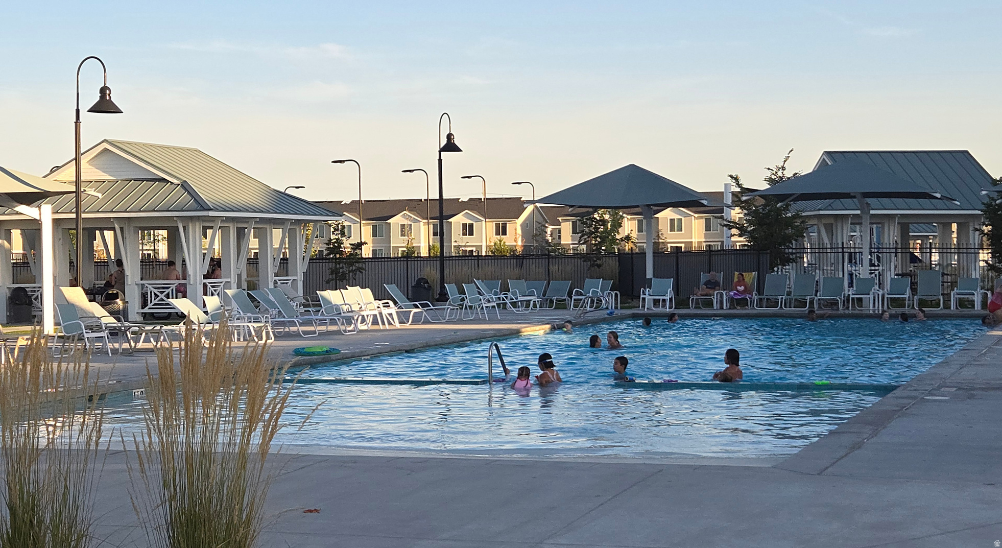 NORTHSHORE - Residential