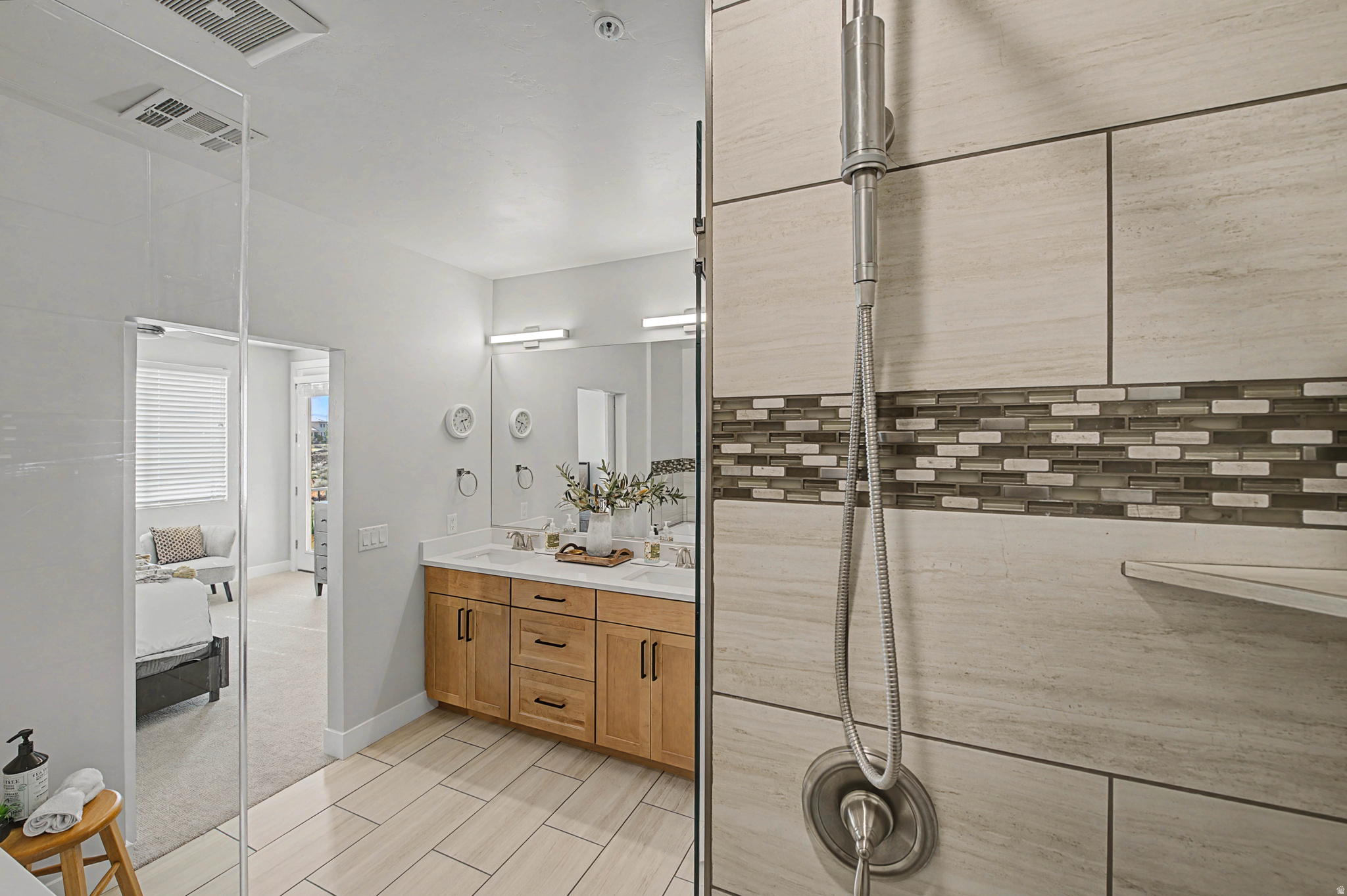 SIENNA PARK CONDOS - Residential