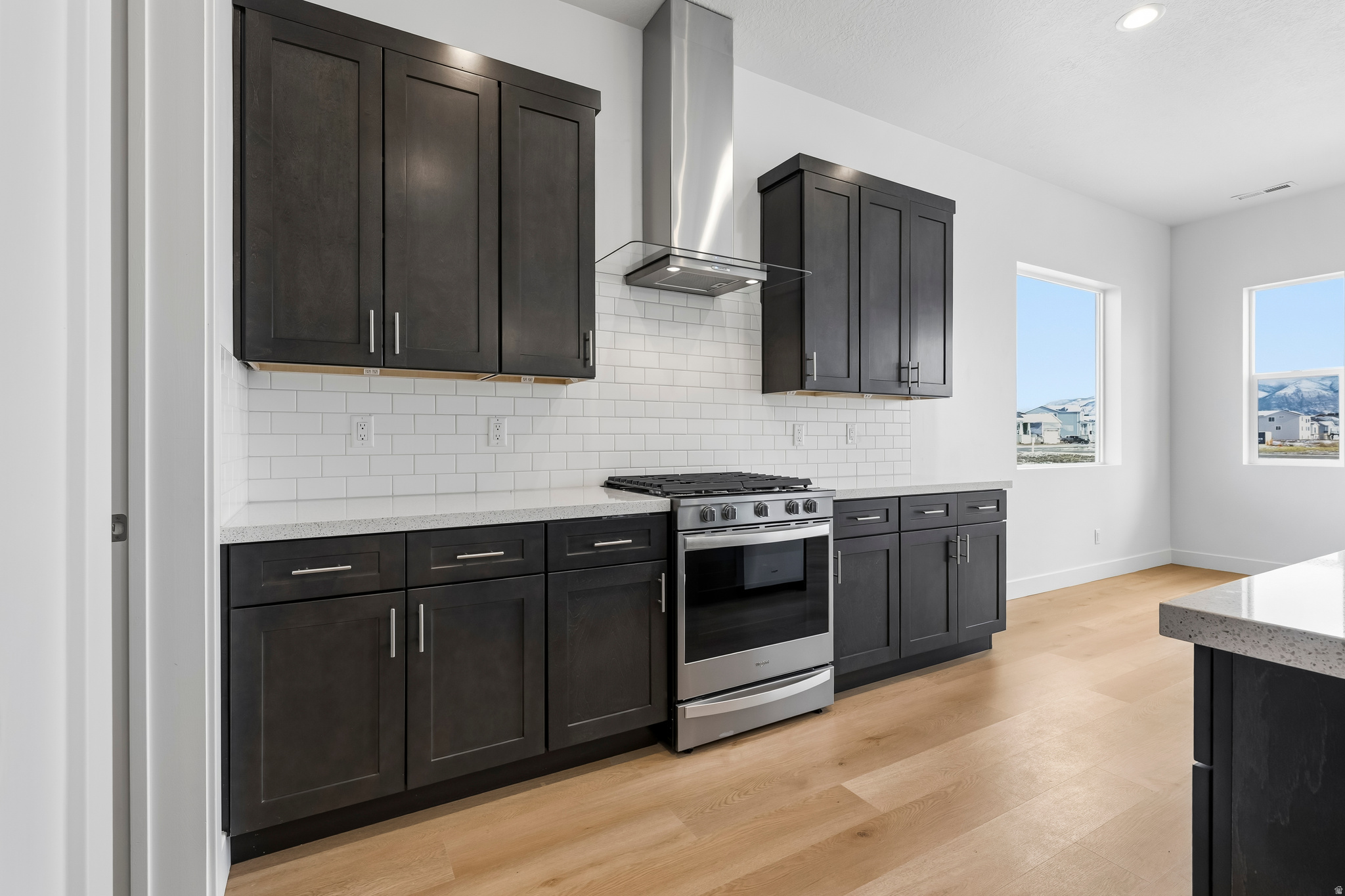 BRISTOL FARMS - Residential