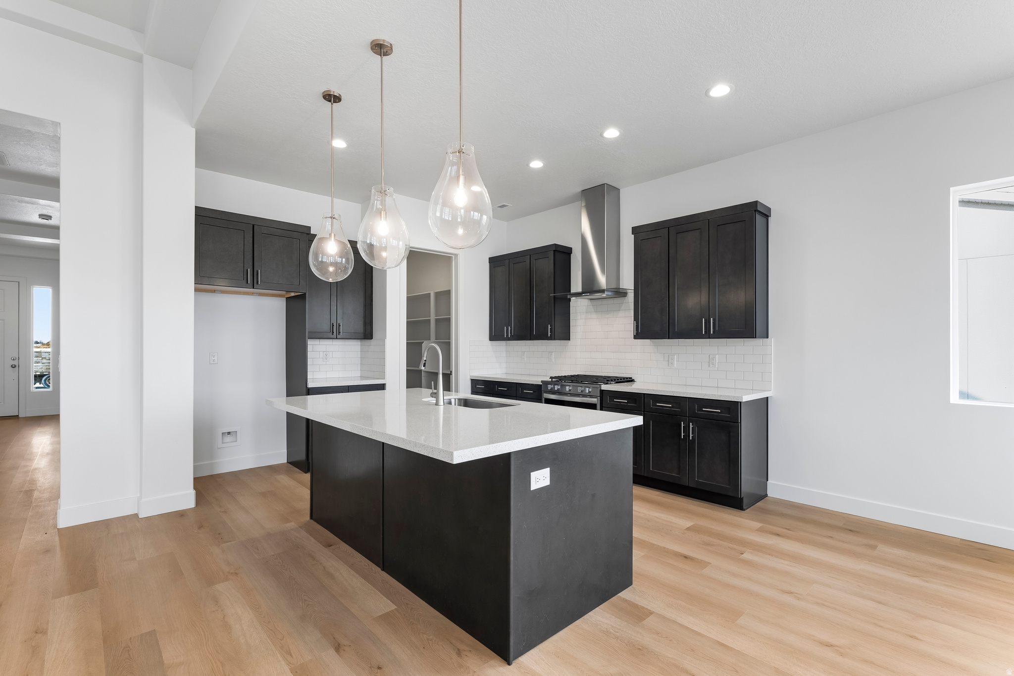 BRISTOL FARMS - Residential