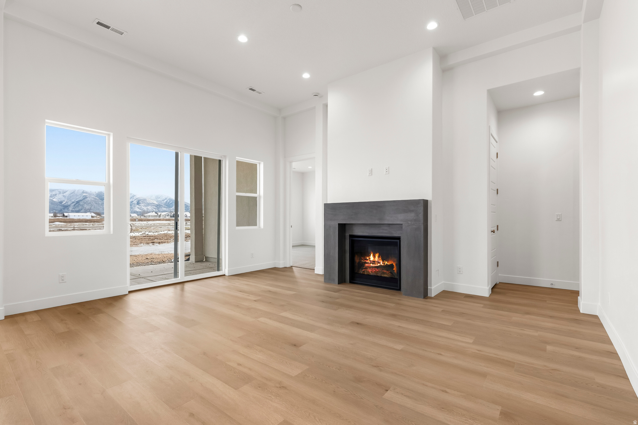 BRISTOL FARMS - Residential