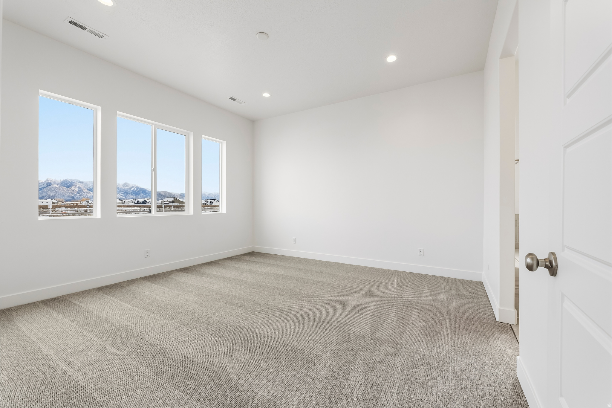 BRISTOL FARMS - Residential