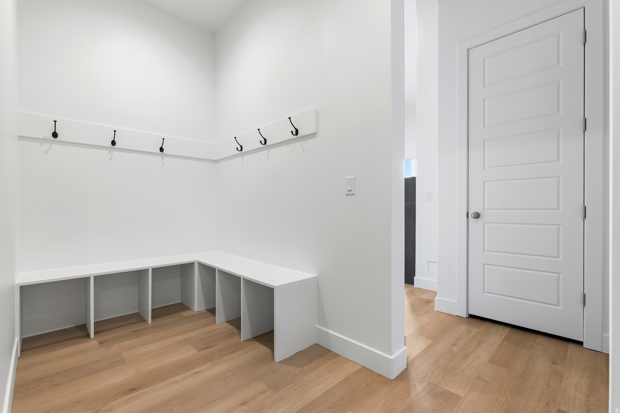 BRISTOL FARMS - Residential