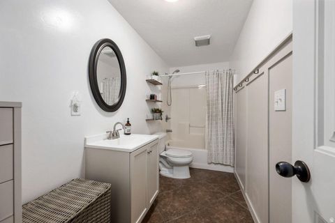 Tiny photo for 2026 E SADDLEBACK VIEW DR, Enoch, UT 84721 (MLS # 2126697)