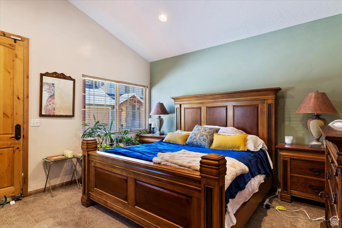 THE CASCADES - Residential