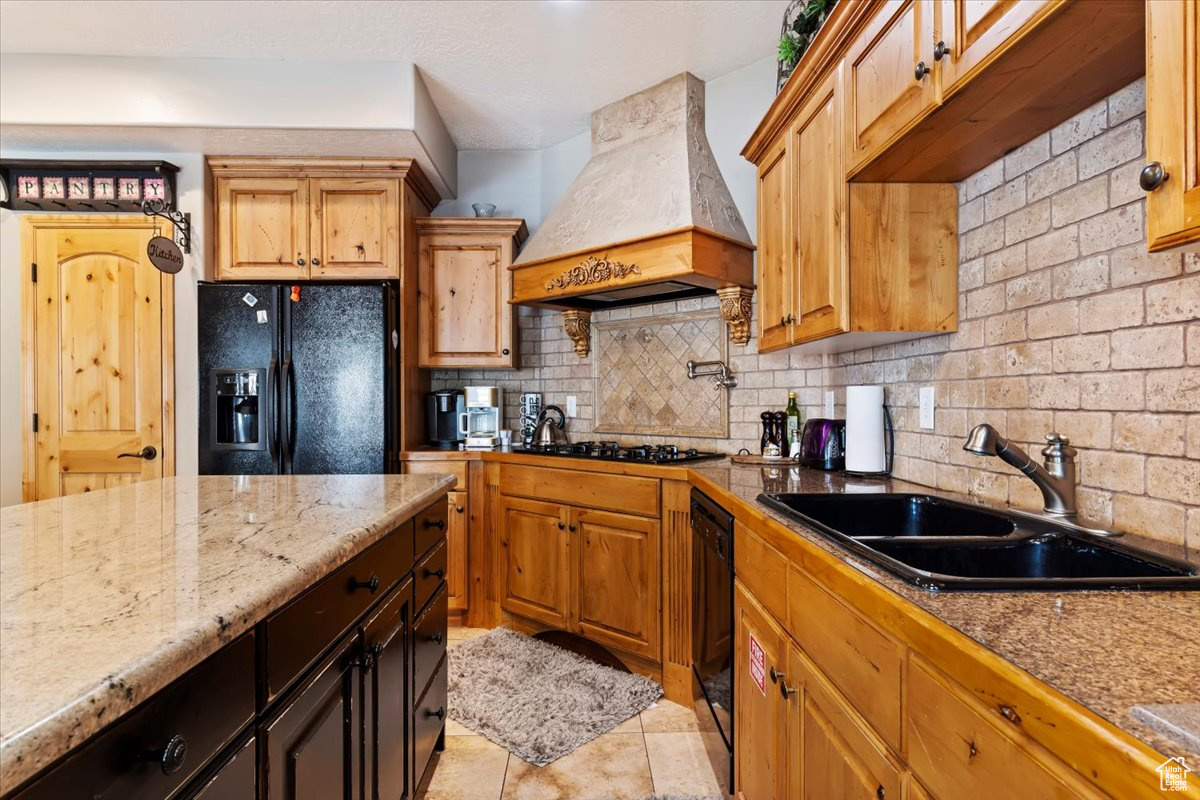 THE CASCADES - Residential