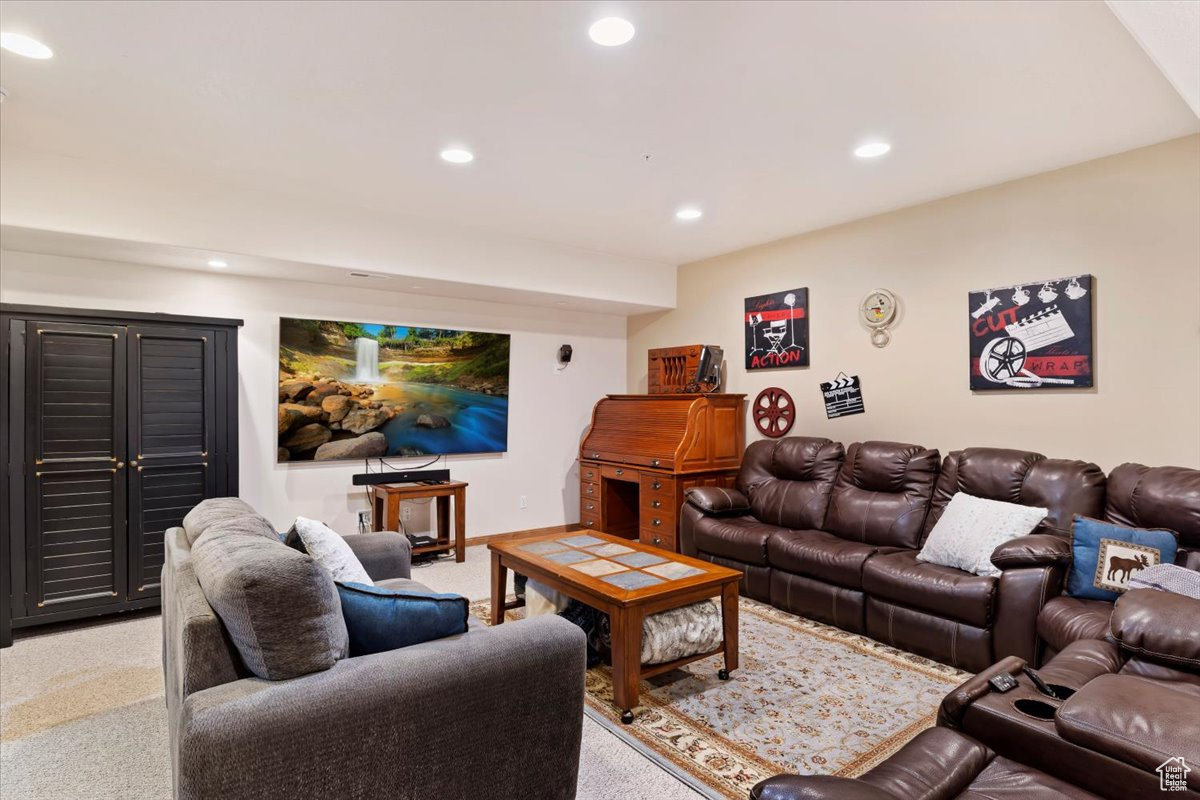 THE CASCADES - Residential