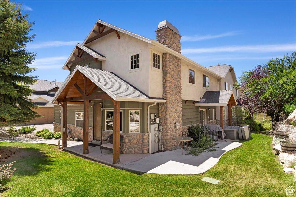 THE CASCADES - Residential