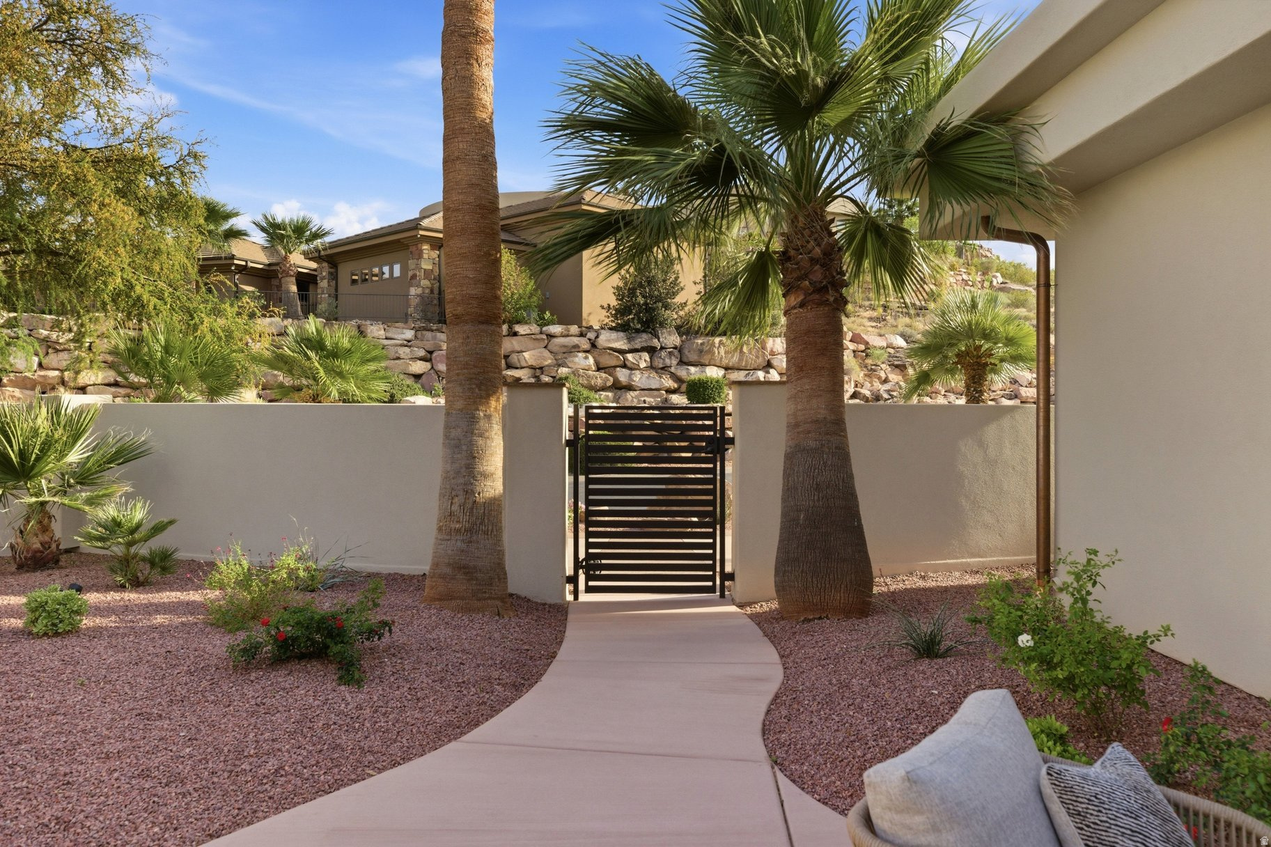 STONE CLIFF 5 - Residential