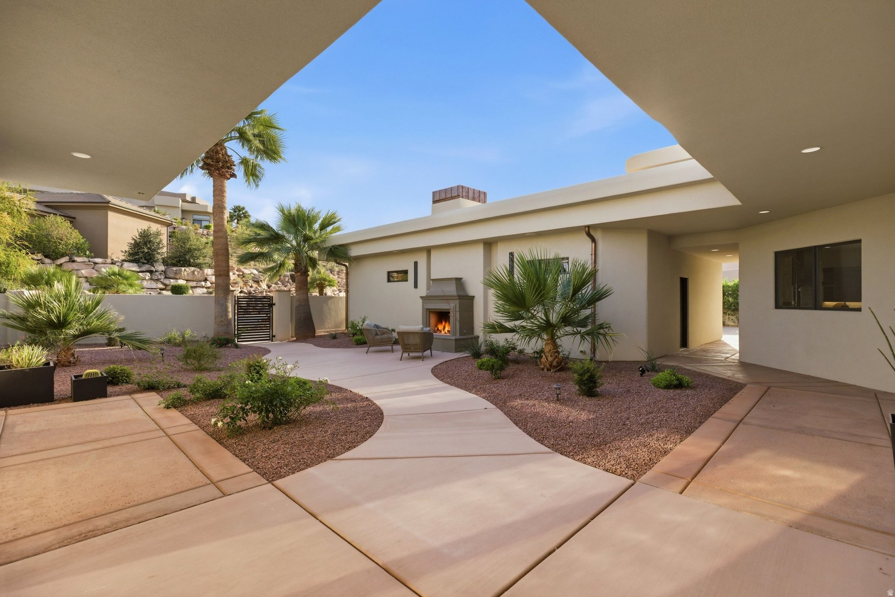 STONE CLIFF 5 - Residential