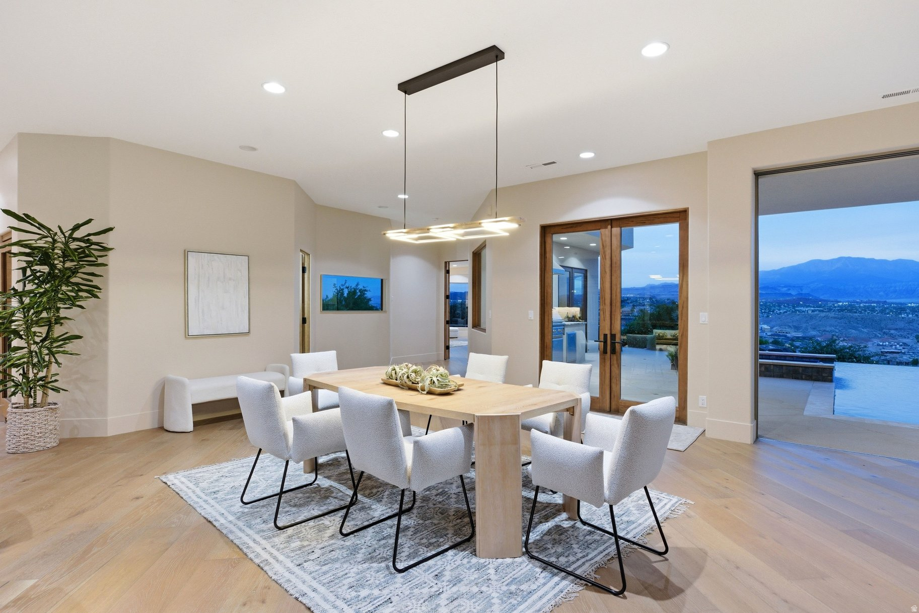 STONE CLIFF 5 - Residential