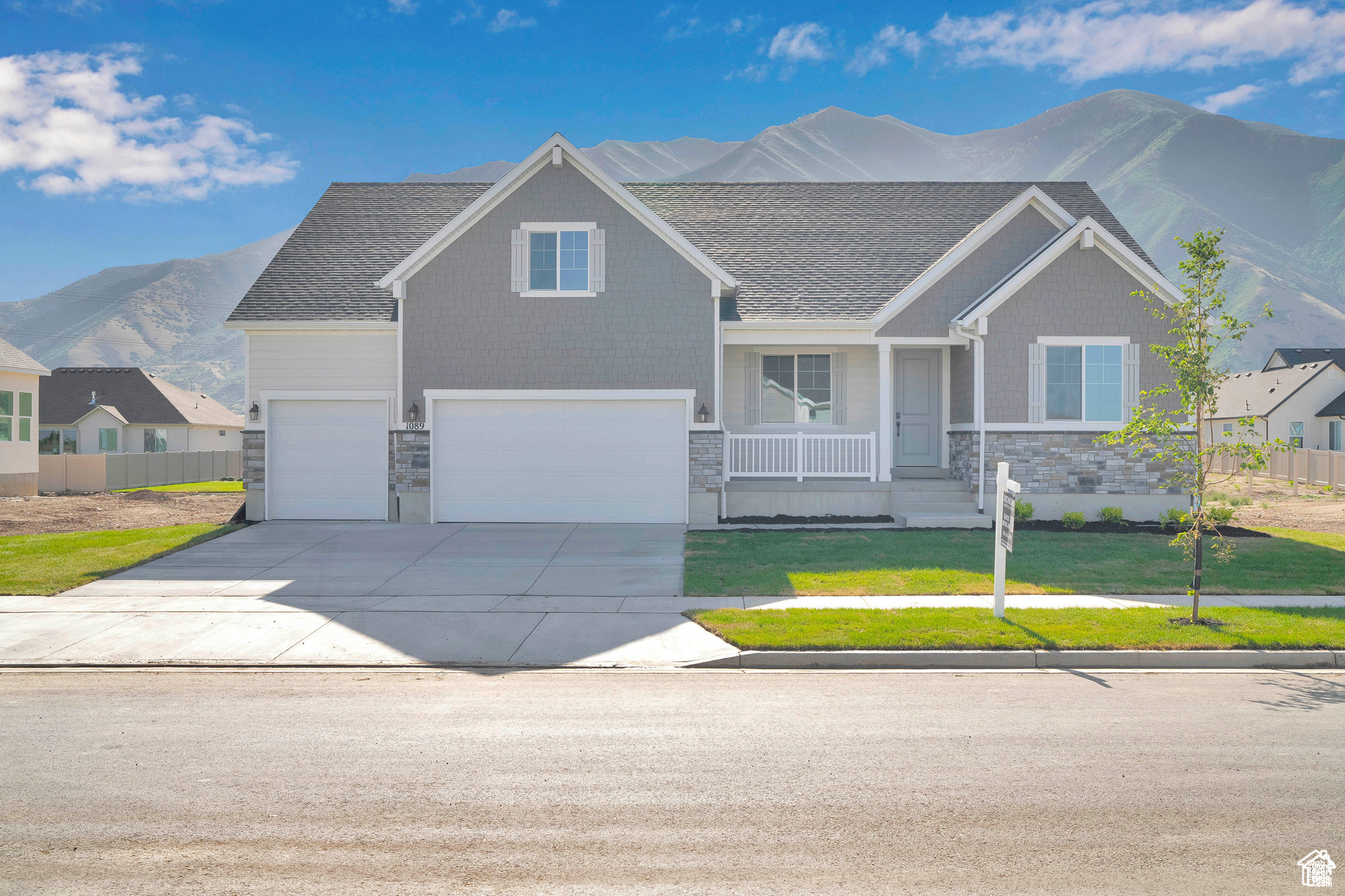 ***Contract on this home today and qualify for one of the 2 special financing options: Option 1: As low as 3.999% on a 7/6 ARM, Option 2: As low as 4.875% on a 30 year fixed Conventional, Restrictions apply: Contact us for more information.*** A charming covered front porch welcomes guests to the ranch-style Helena plan. Inside, you'll find a study, a spacious great room, and kitchen with a walk-in pantry, center island and a large bonus room upstairs. The lavish primary suite boasts an immense walk-in closet and is separated from two additional bedrooms for privacy. Other highlights include a convenient powder room, an unfished basement, a 3-car garage, and a covered patio