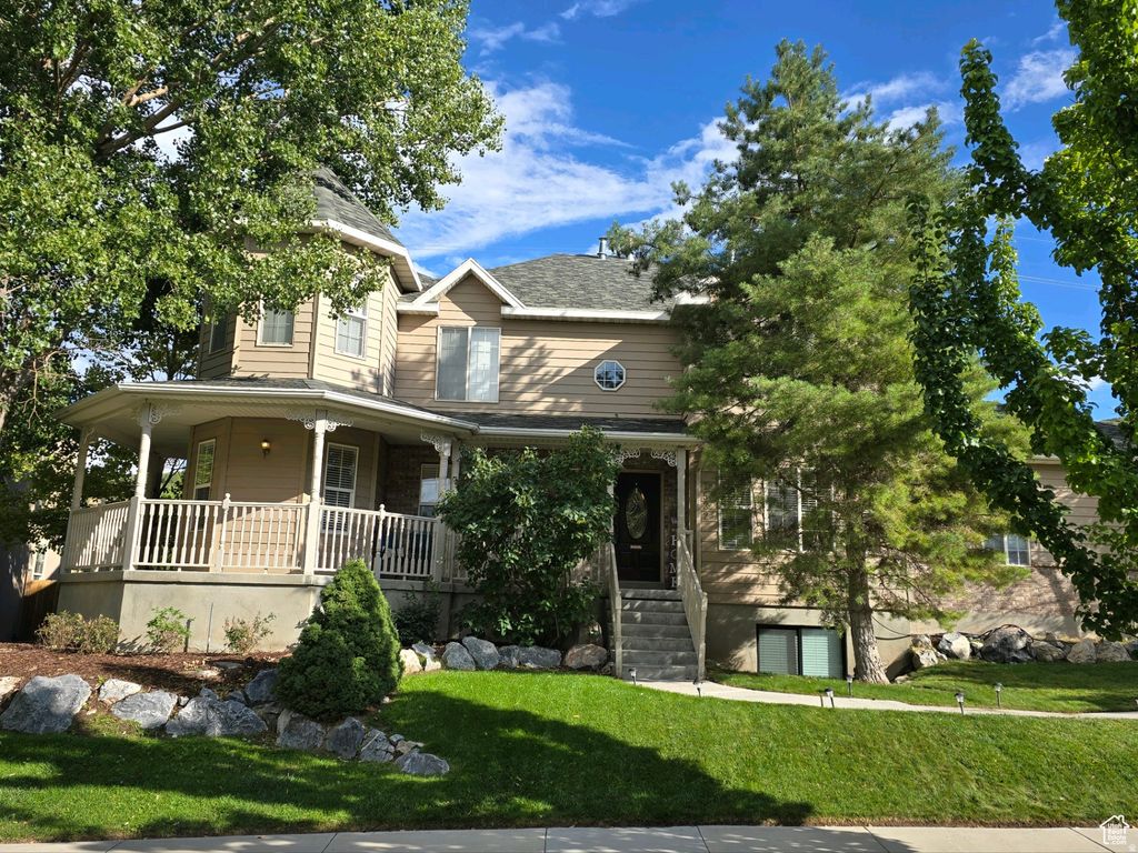 Photo of 7532 N CASTLE ROCK RD E, Eagle Mountain, UT 84005 (MLS # 2144280)