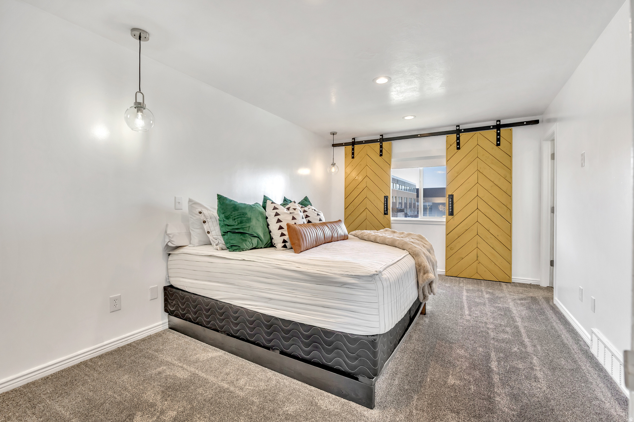 COBBLESTONE VILLAGE - Residential