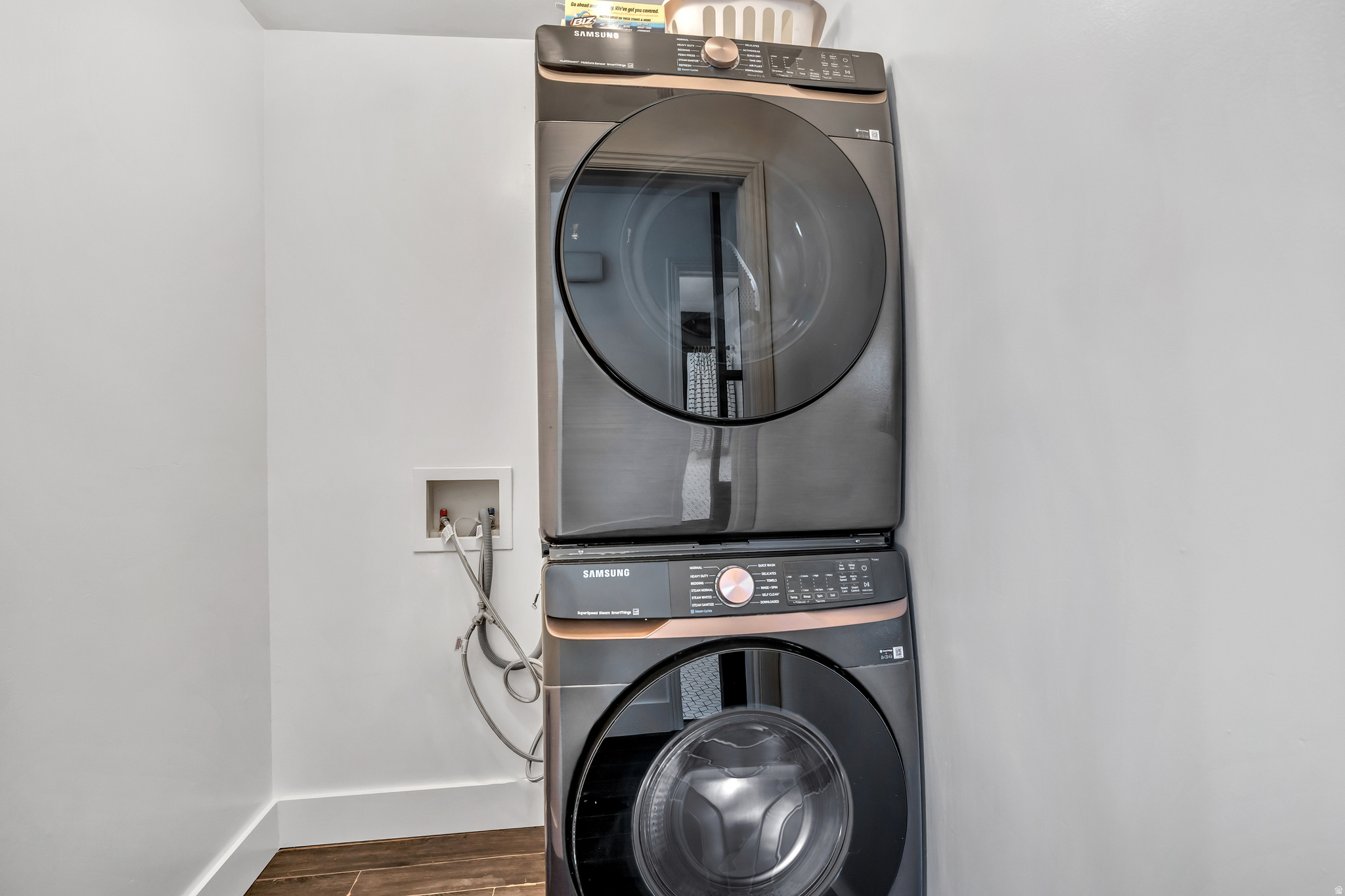 COBBLESTONE VILLAGE - Residential