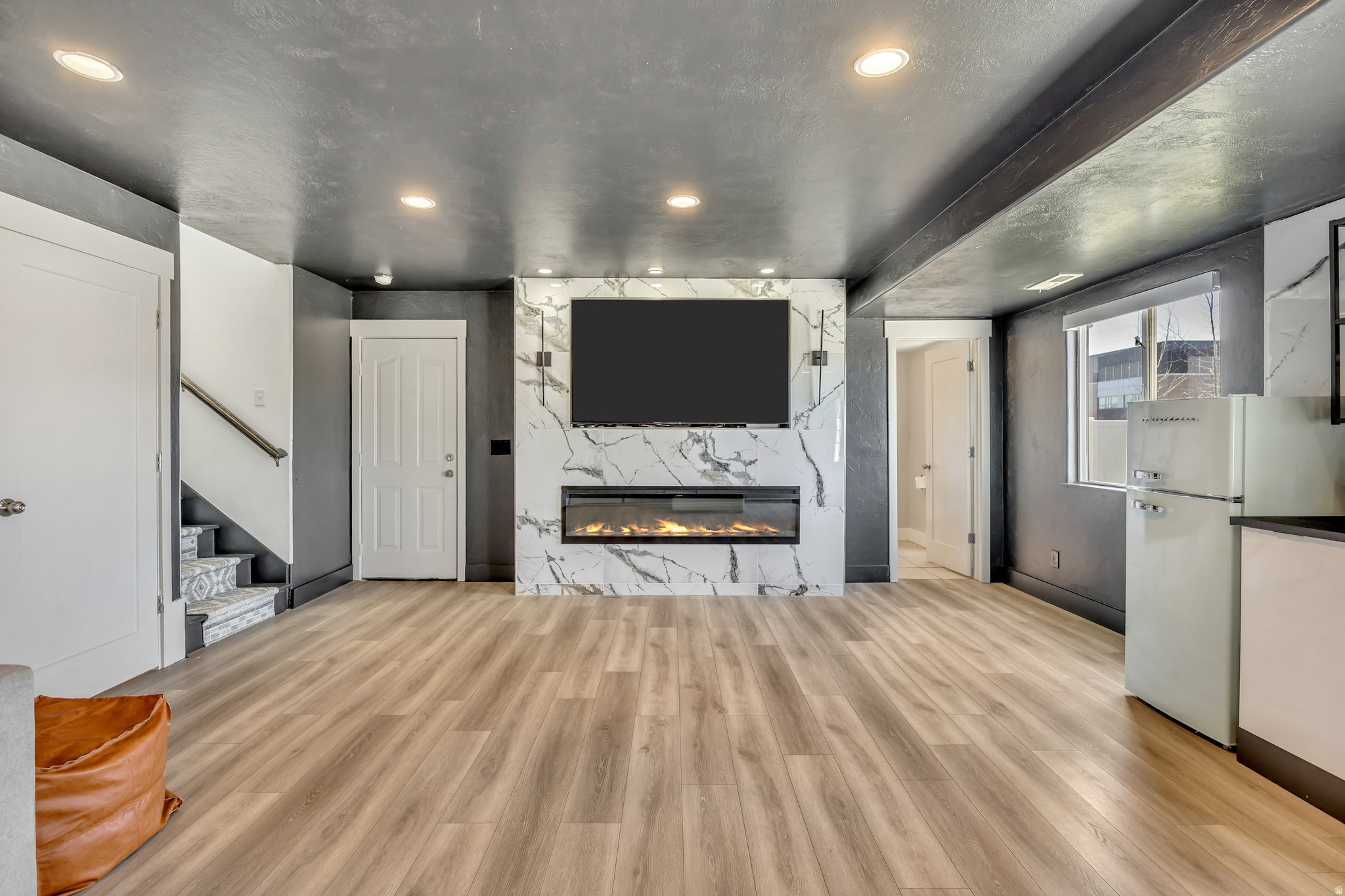 COBBLESTONE VILLAGE - Residential