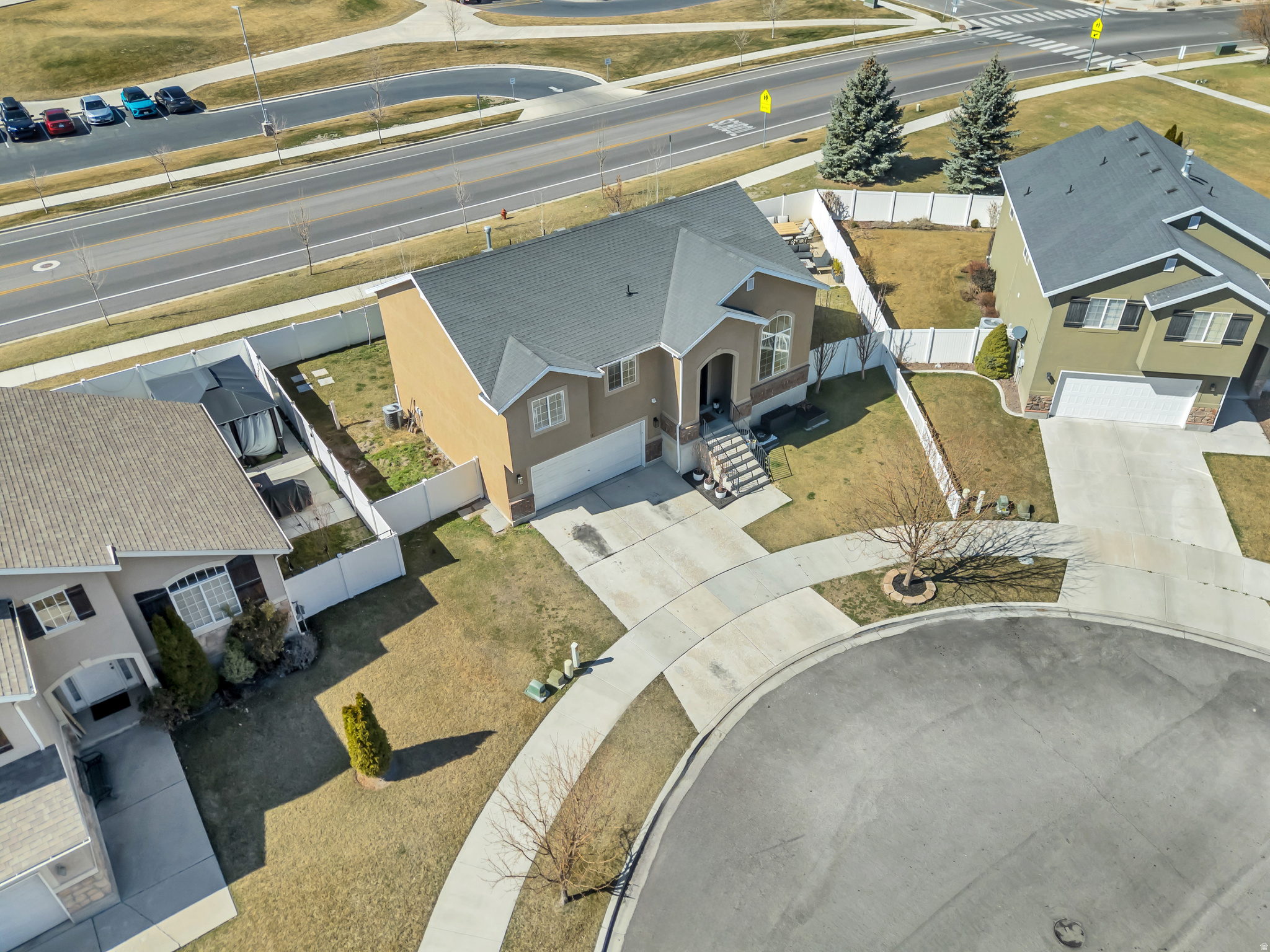 COBBLESTONE VILLAGE - Residential