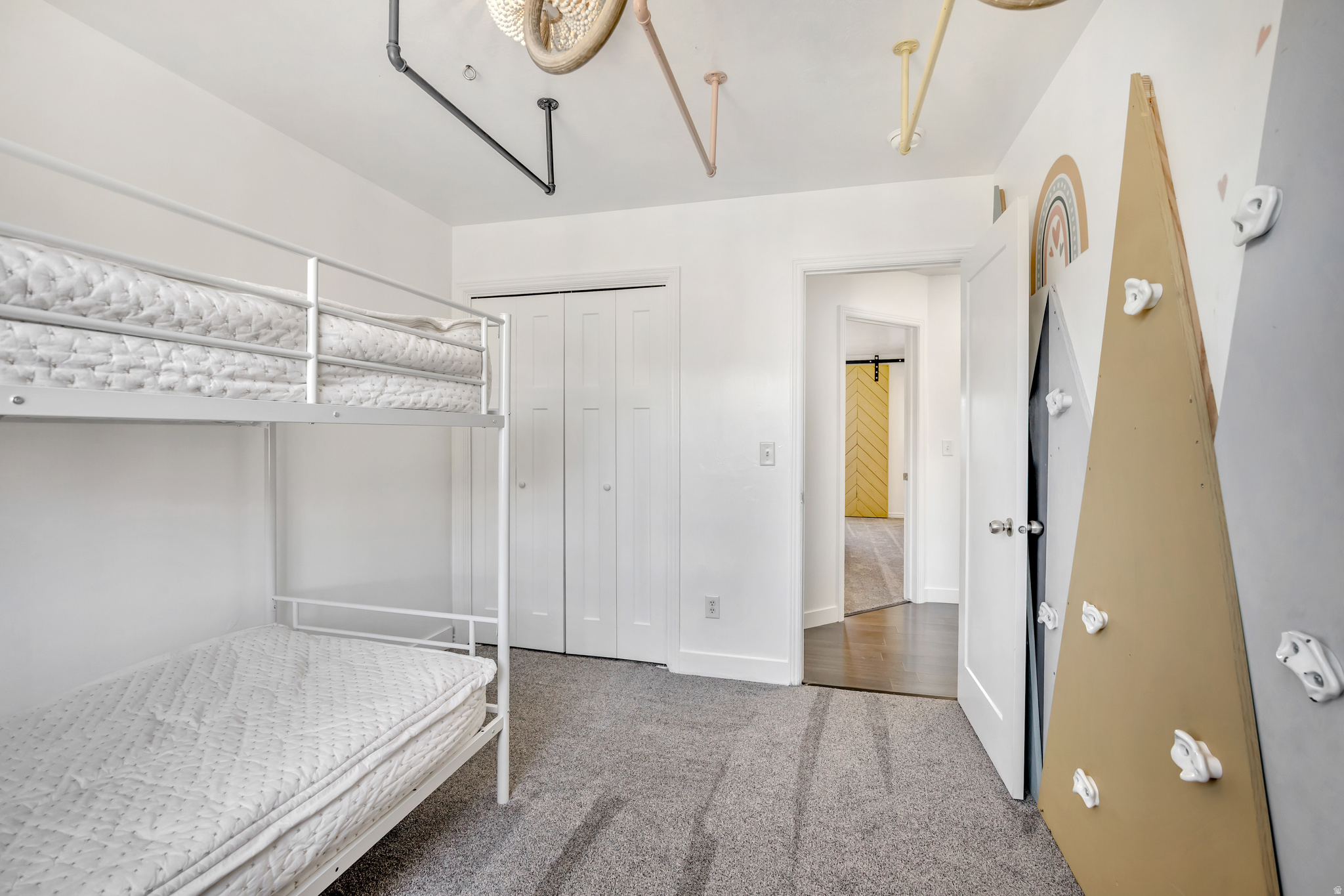 COBBLESTONE VILLAGE - Residential