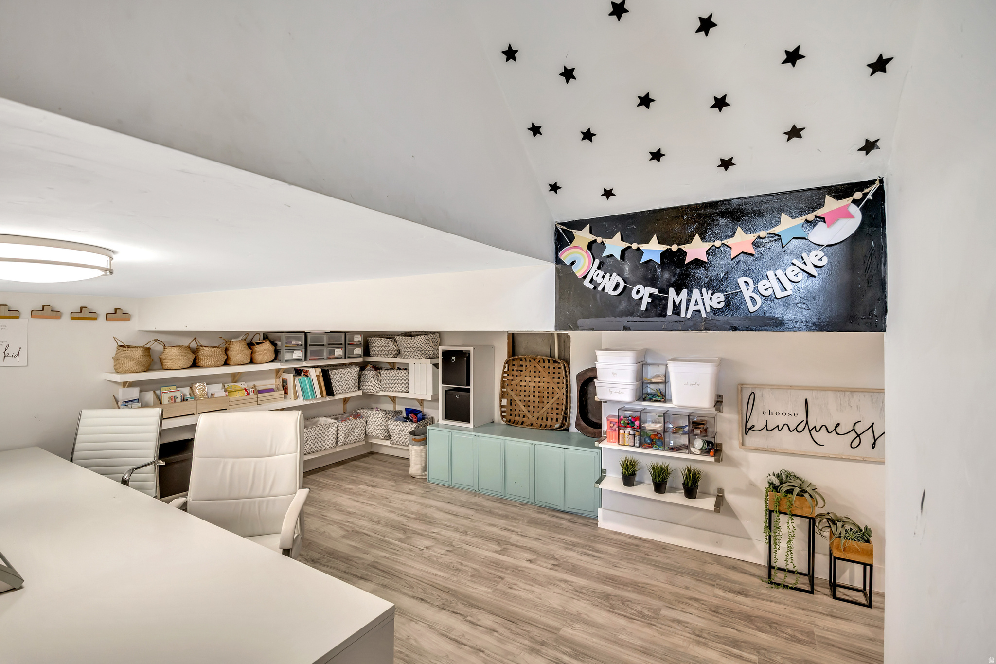 COBBLESTONE VILLAGE - Residential