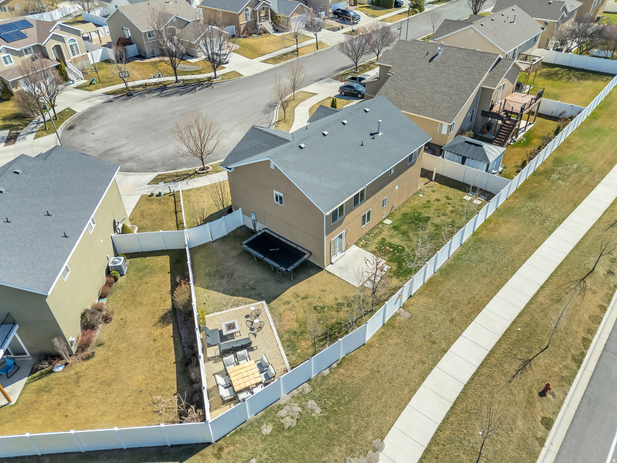 COBBLESTONE VILLAGE - Residential