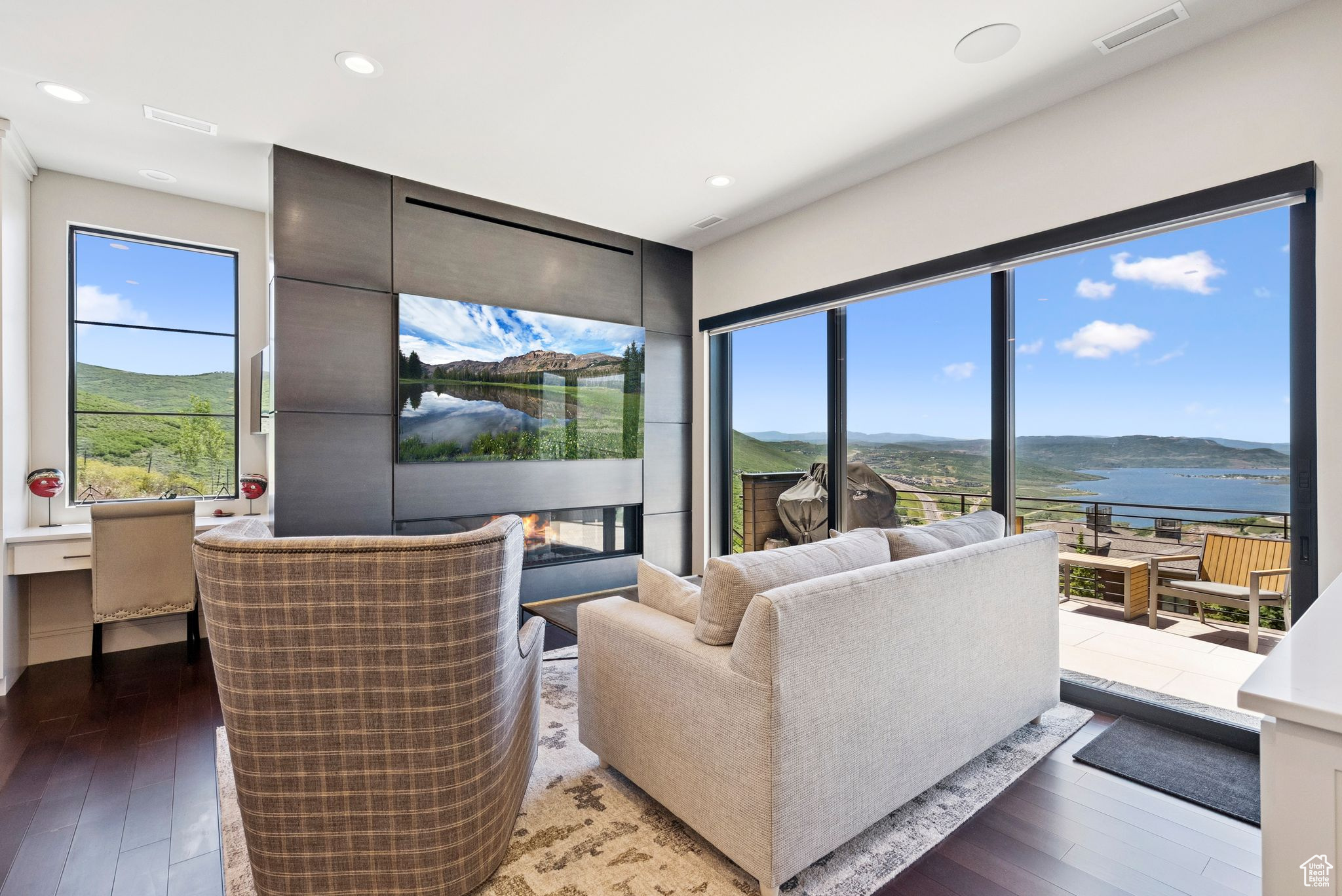 DEER CANYON PRESERVE PHASE 2 - Residential