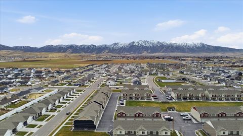Tiny photo for 1564 E 460 S, Hyrum, UT 84319 (MLS # 2127749)