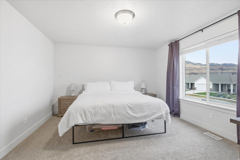 Tiny photo for 1564 E 460 S, Hyrum, UT 84319 (MLS # 2127749)